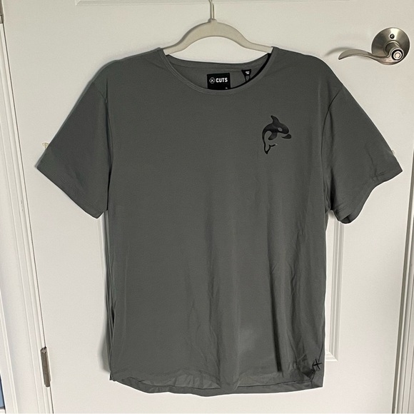 Cuts Sage Green Whale Print AO Curve Hem Short Sleeve Tee- 47024 - Picture 9 of 15